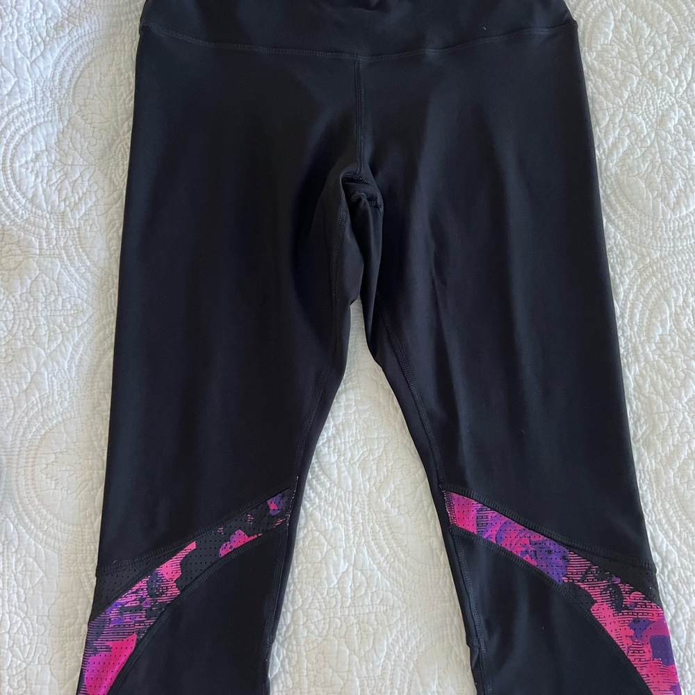 Xersion Cropped Leggings~